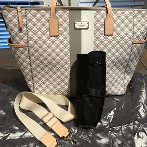 Kate Spade New York Grey Margareta w Pink Lining